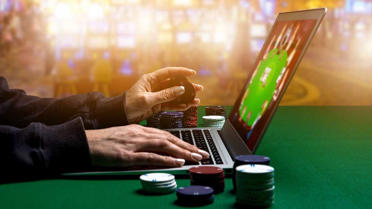 Poker Online: The Digital Evolution of the World’s Favorite Card Game