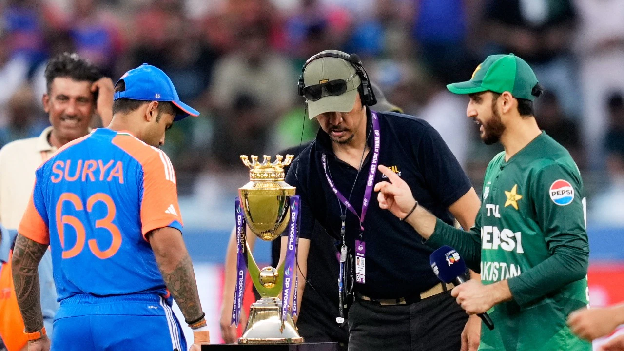 India Lift Asia Cup 2025 But Refuse Trophy from ACC Chief